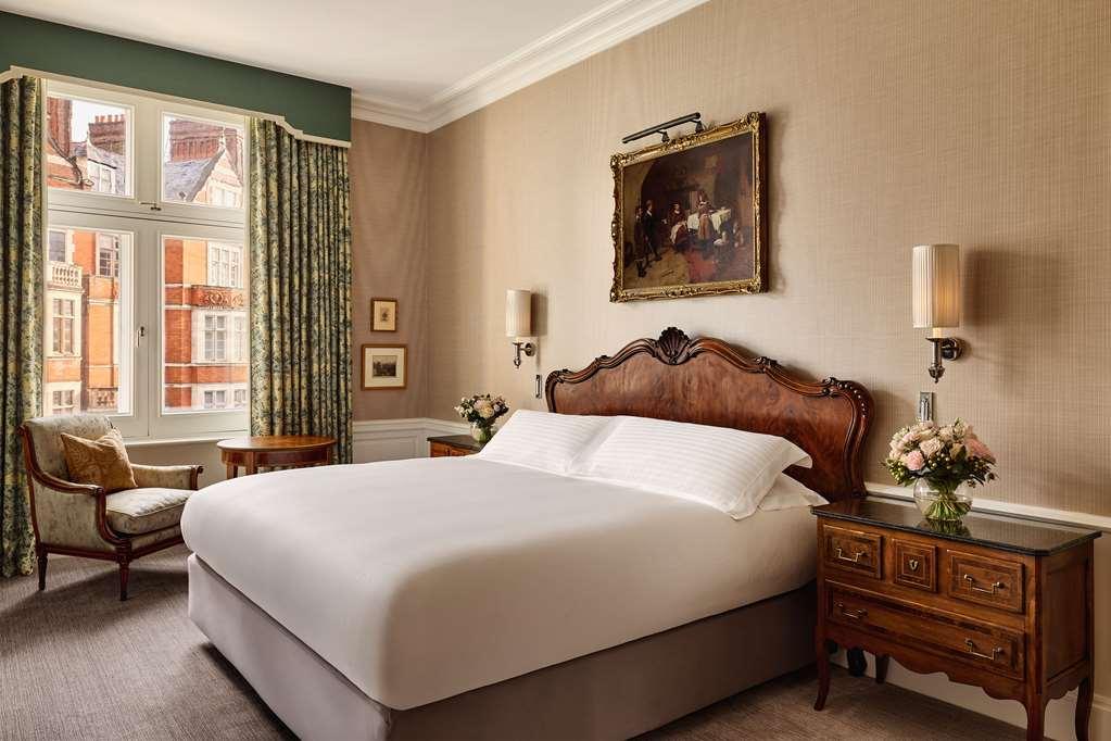 The Connaught, Maybourne Hotel 5*
